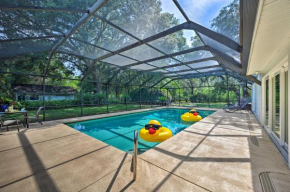 Huge Lutz Family Retreat with Game Room and Pool!